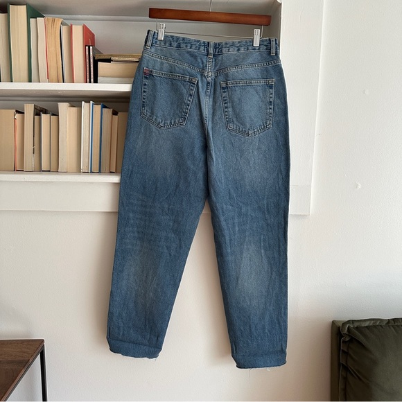 Women’s size 28 BDG Mom jeans - Picture 8 of 13